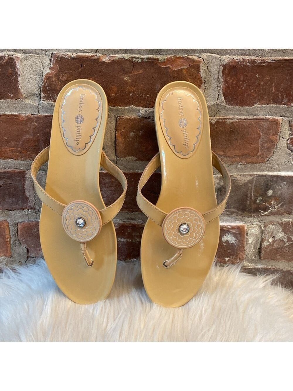 Lindsay Phillips Nude Flip Flops , Size 10